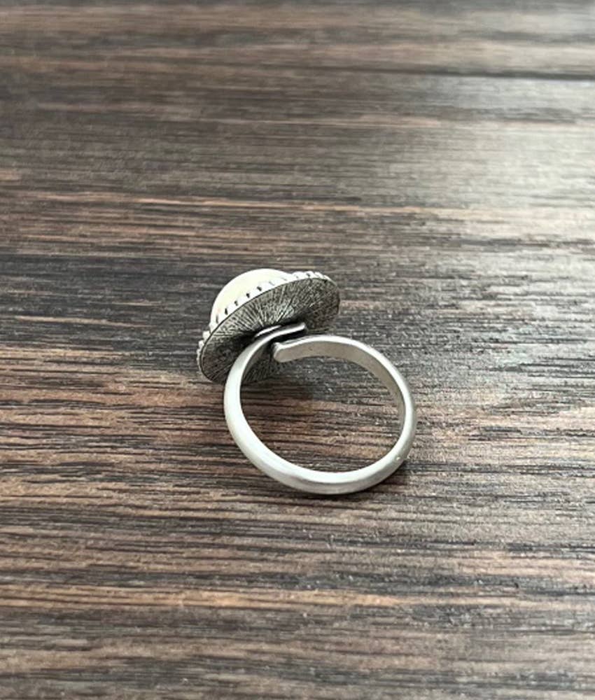 750423, Round White Turquoise Adjustable Ring