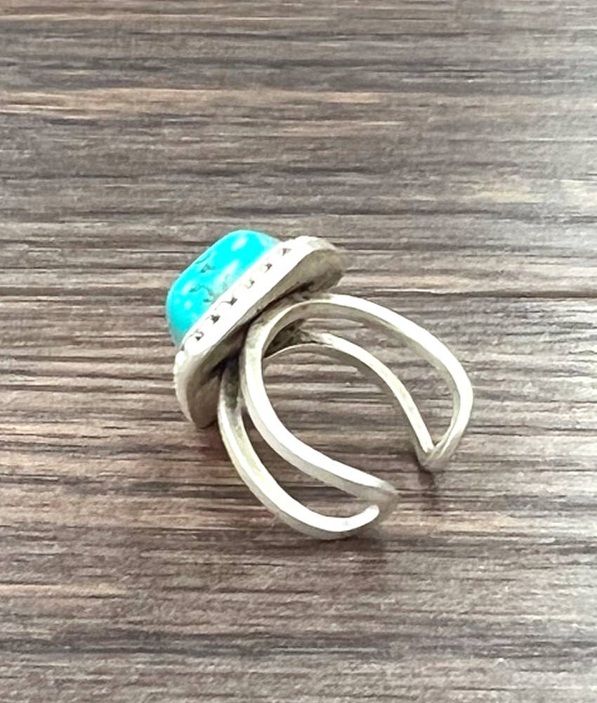 750224, Arrowhead Turquoise Adjustable Ring