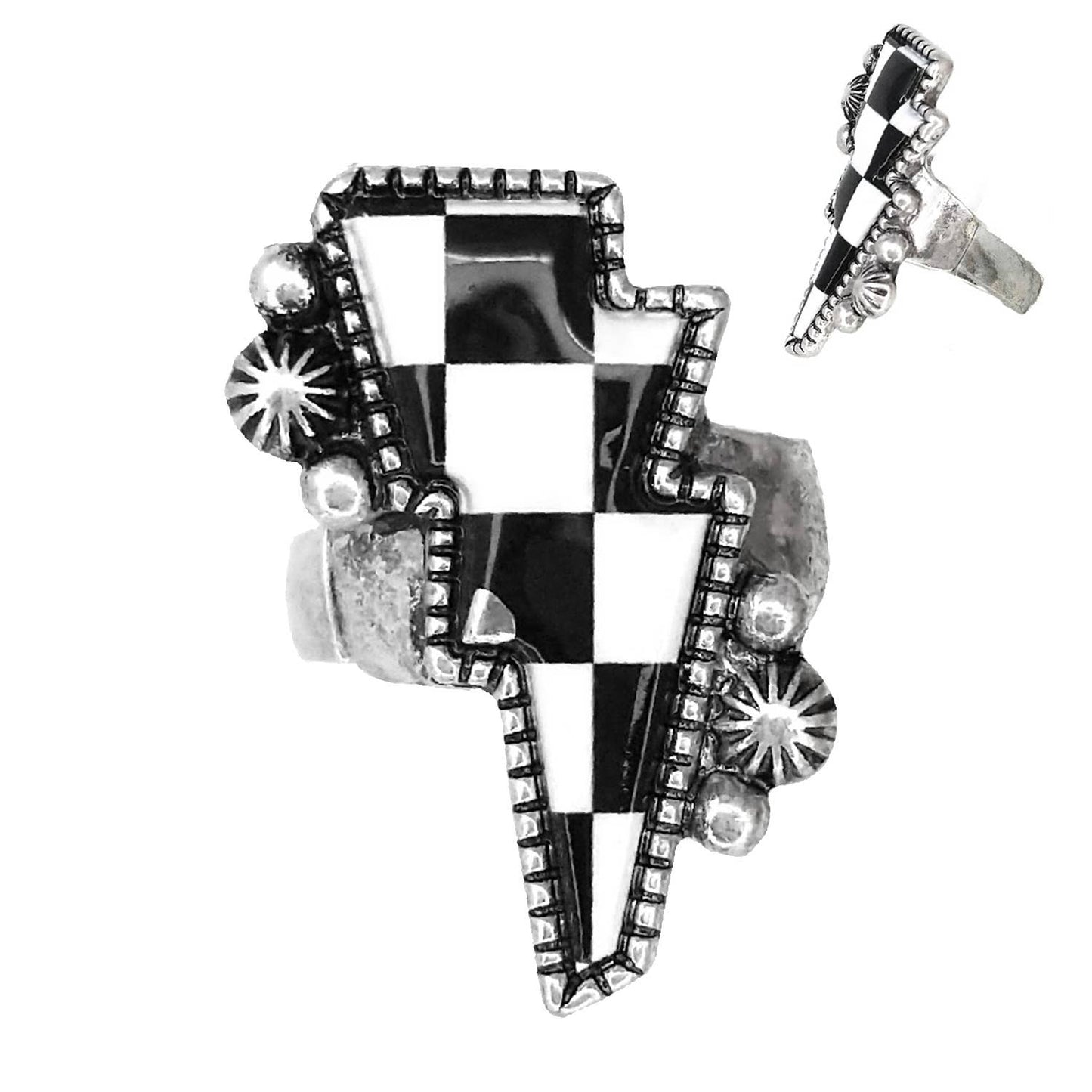 Western Checker Board Pattern Thunder Ring