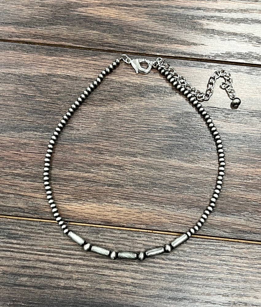 739202, Handmade Navajo Bead Necklace
