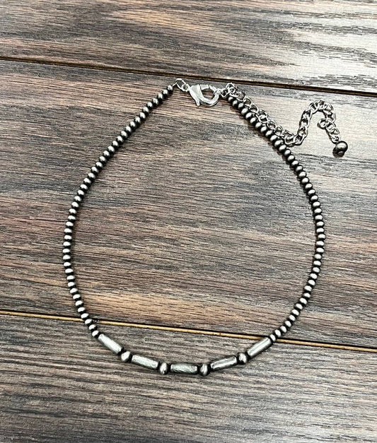 739202, Handmade Navajo Bead Necklace