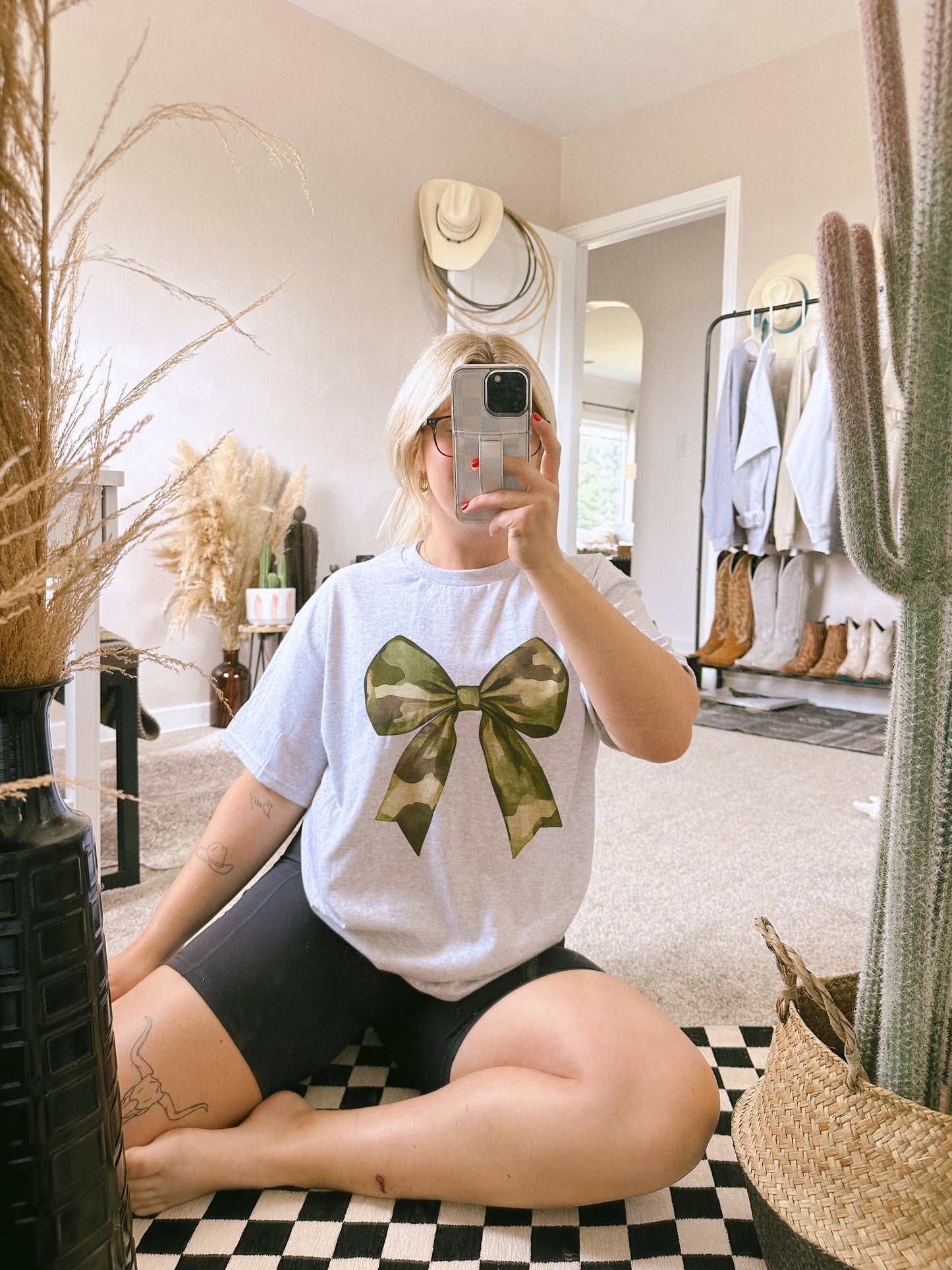CAMO BOW CREW or TEE
