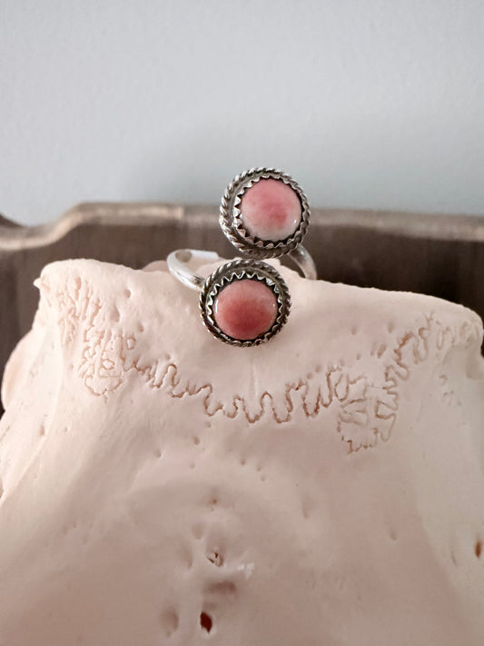 Navajo Made By Esther White Red Spiny Adjustable Band Ring