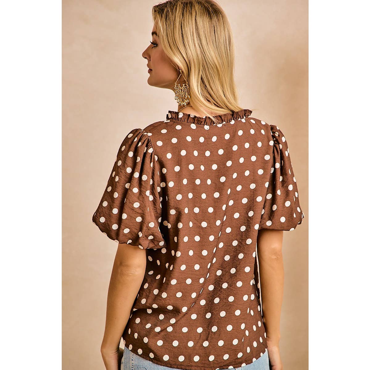 POLKA DOT RUFFLED V NECK TOP