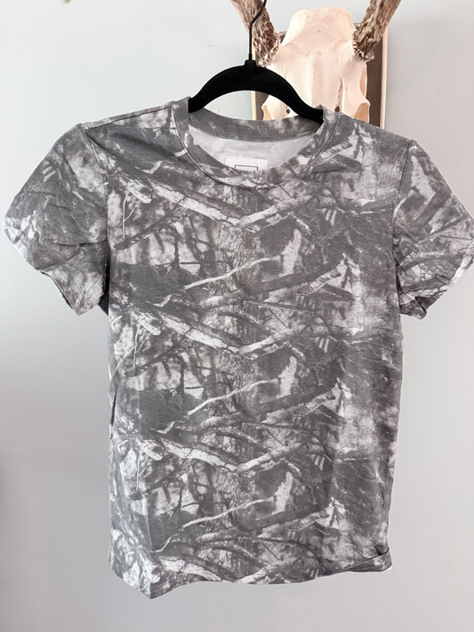 Basic Short Sleeve Camo Tee in Olive