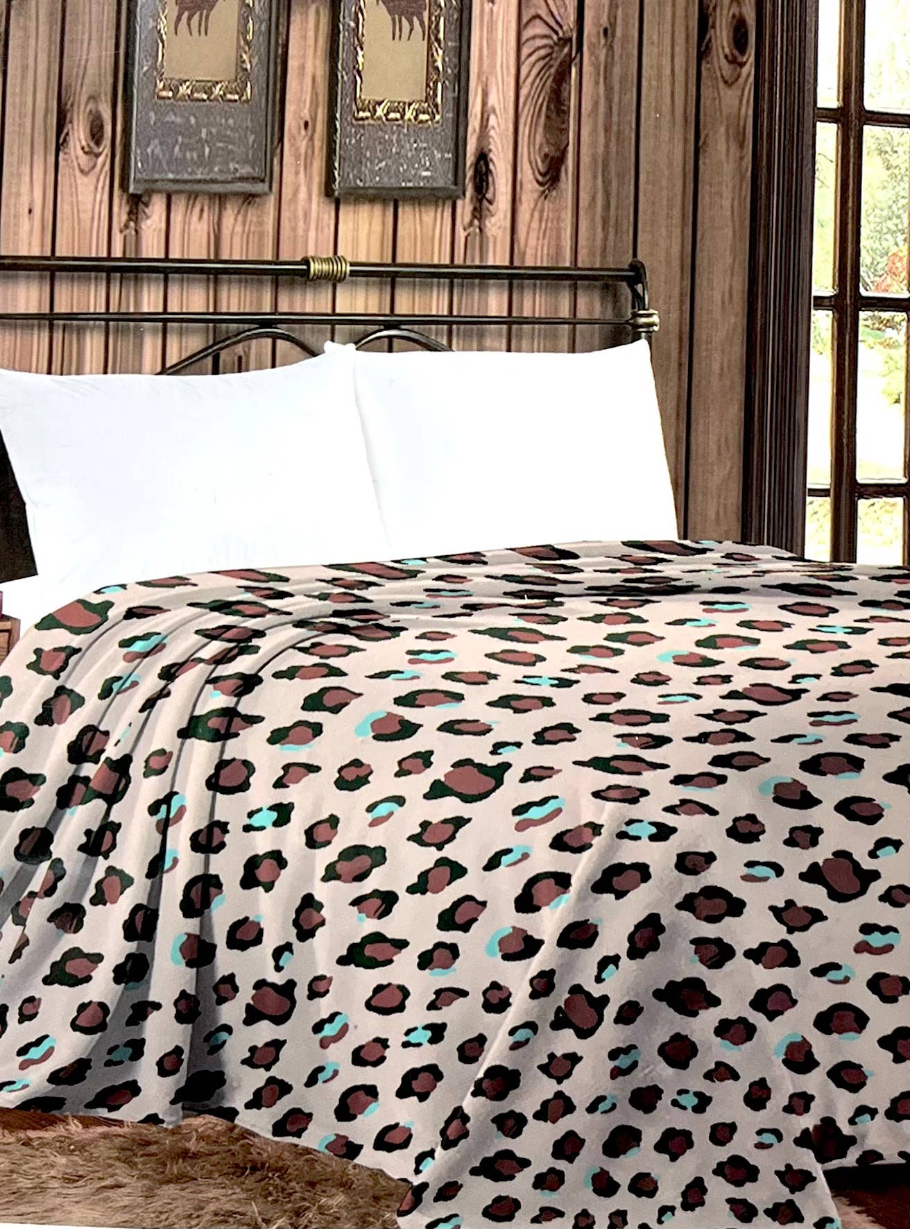 Cheetah Mia thin throw blanket 