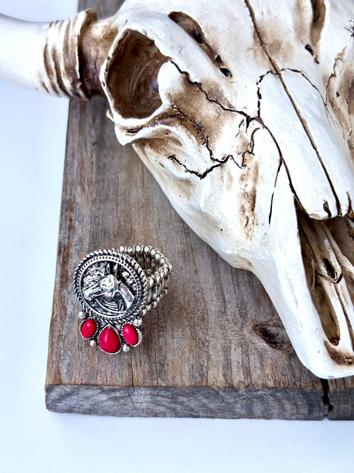 Western Style Horse with Stone Stretch Ring