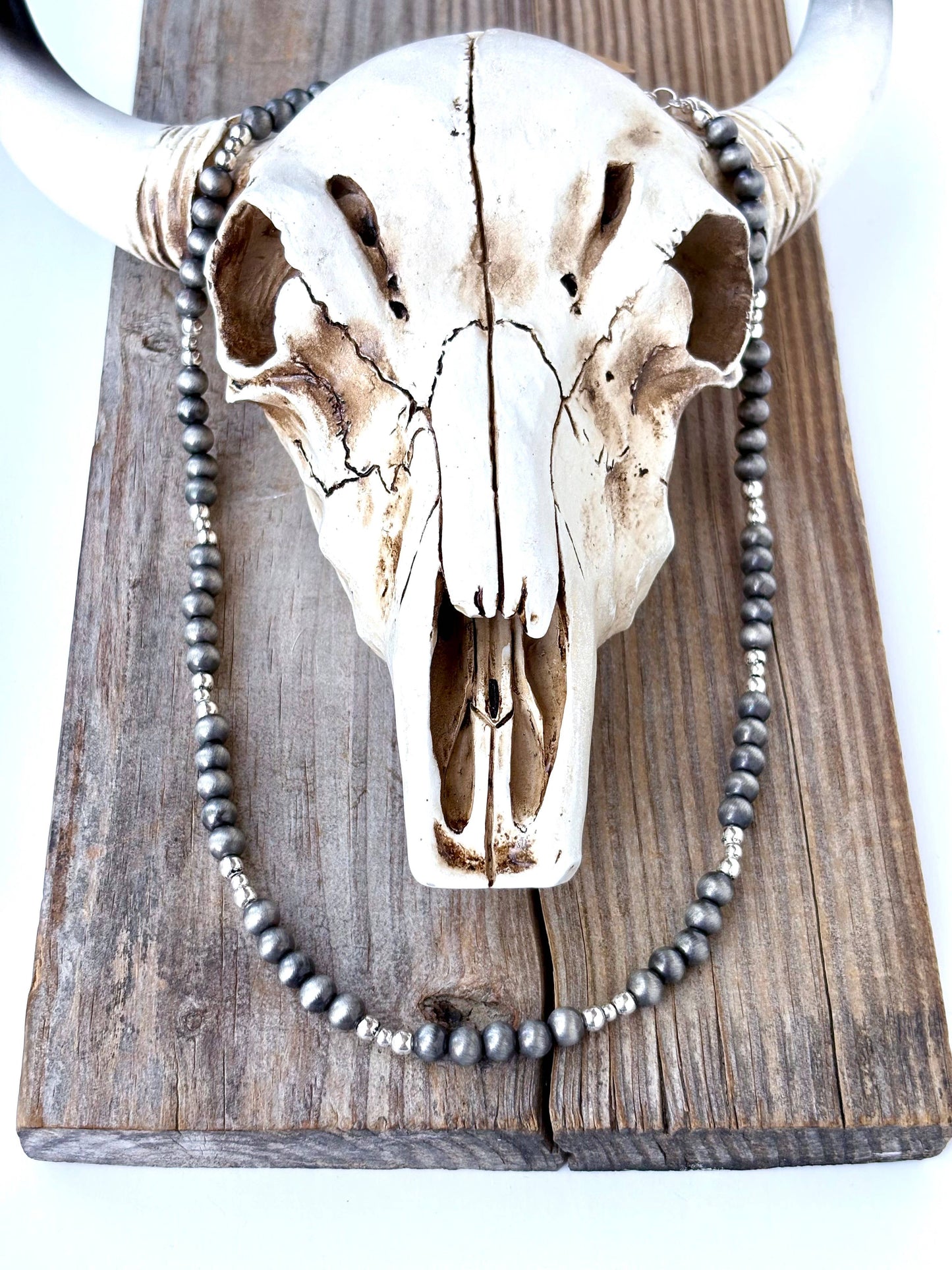 Western Style Navajo Pearl Bead Necklace