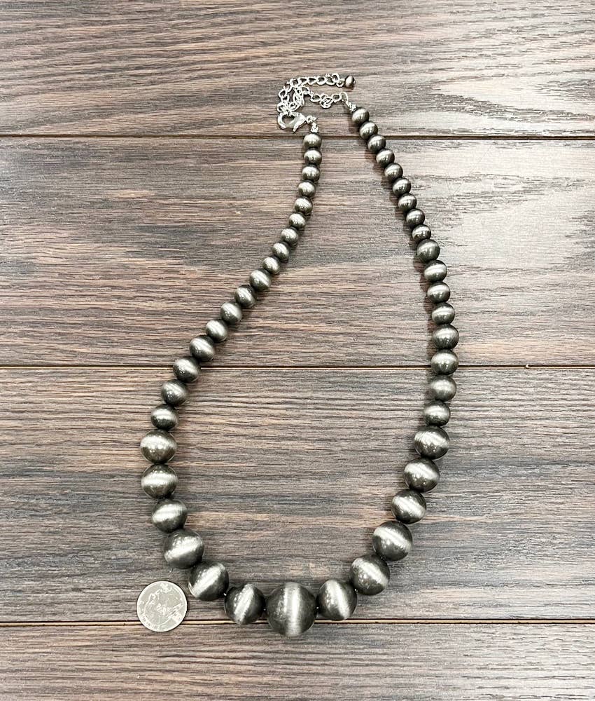 739190, Handmade 24" Very-Big Graduated Navajo Bead Necklace