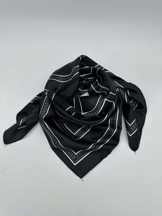 Black Horseshoe Wild Rag