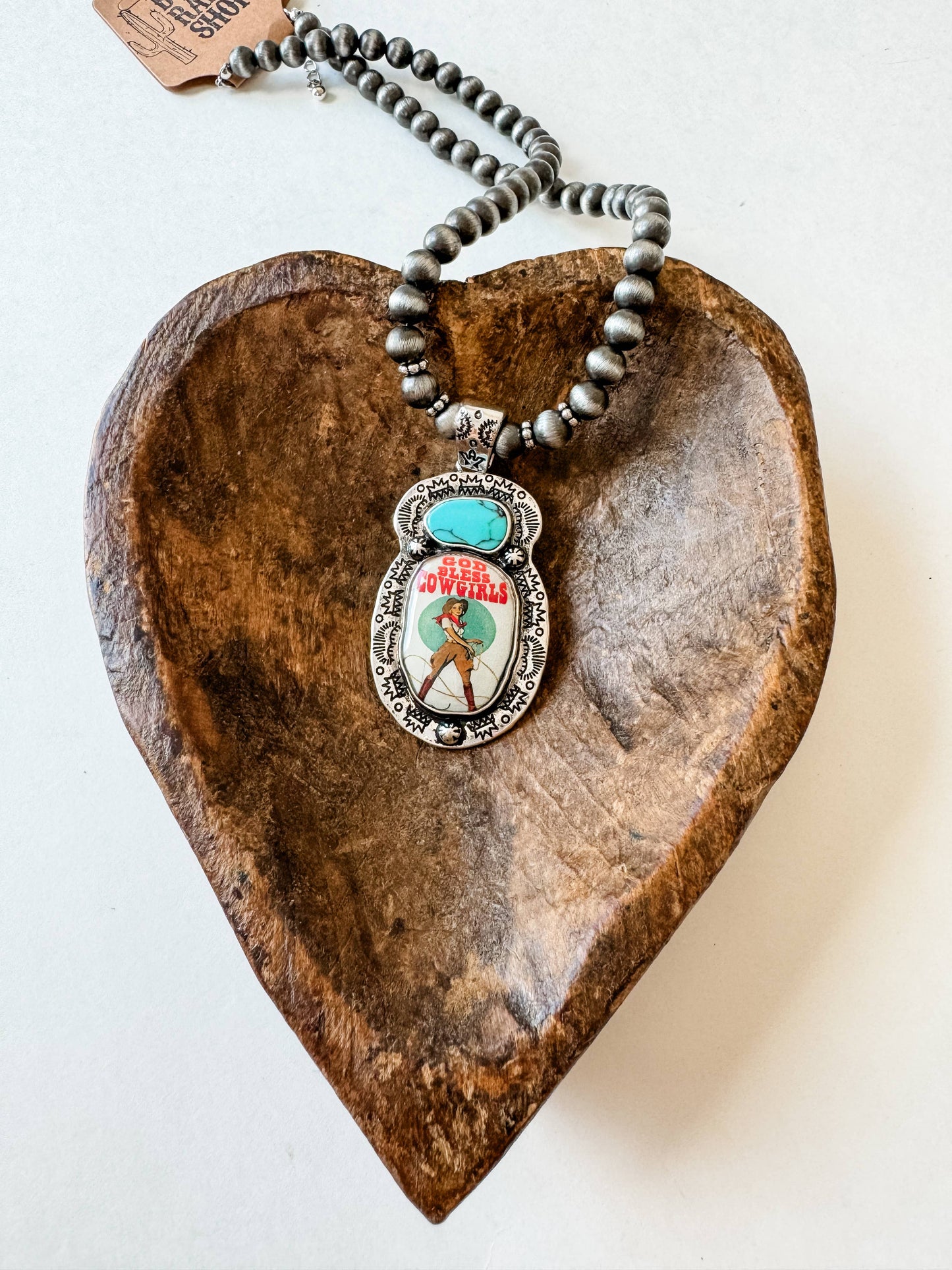 Western Print Pendant Necklace - Navajo Style Pearl