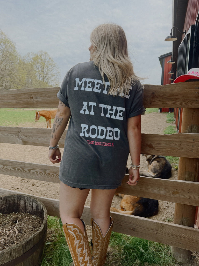 MEET ME @ THE RODEO: PEPPER TEE