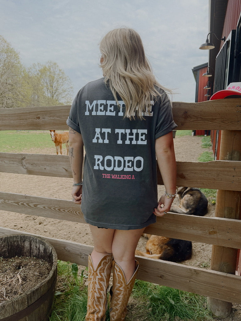 MEET ME @ THE RODEO: PEPPER TEE
