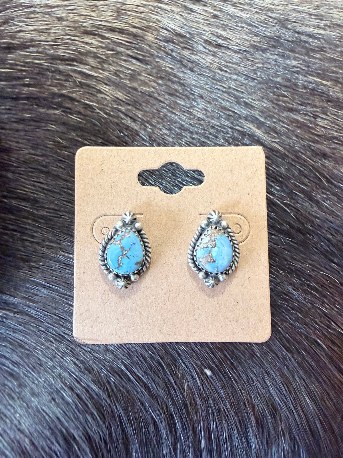 Golden Hills Stud Earrings Oval