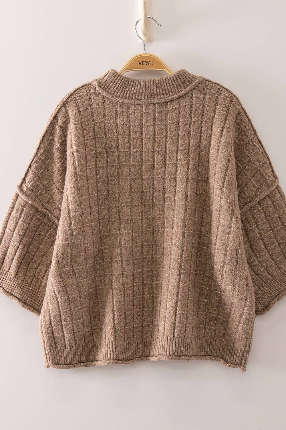 12W3734N-Cropped Length Ribbed Knit Sweater