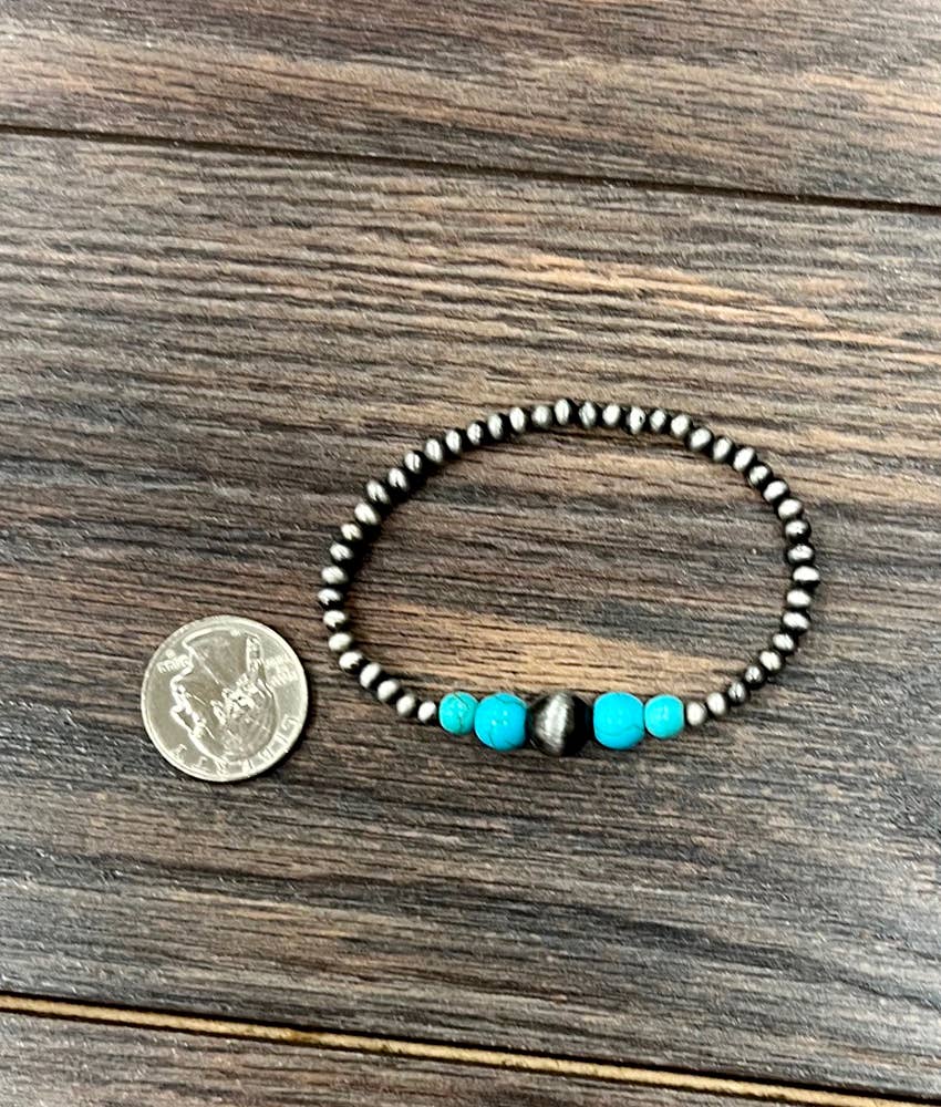 711572, Handmade Navajo Turquoise Bead Stretch Bracelet