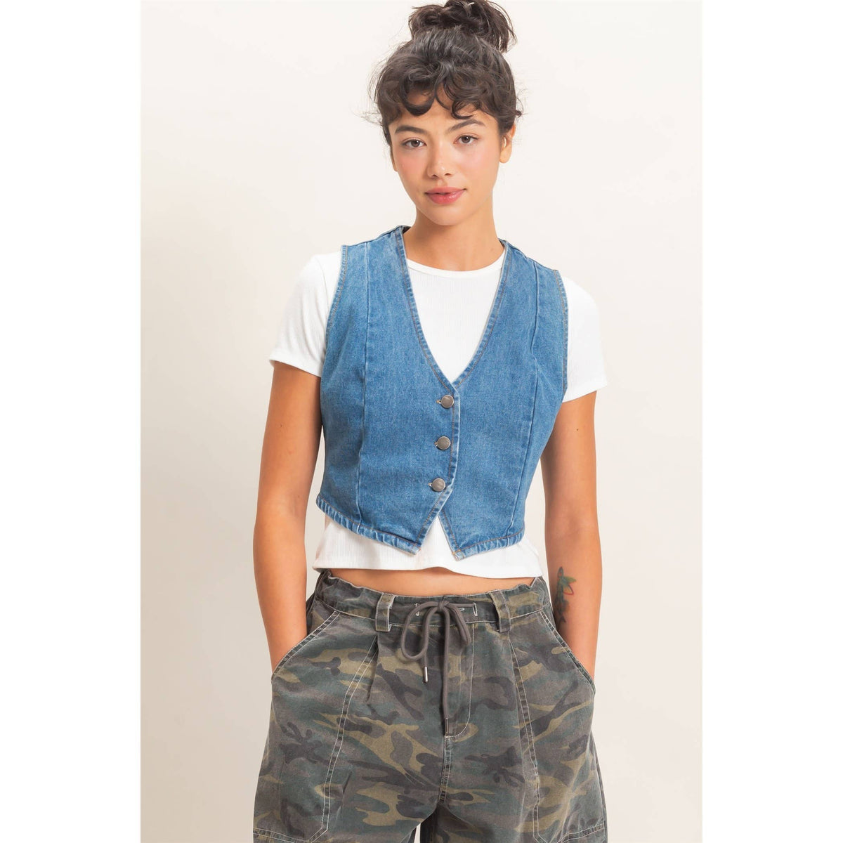 Buttoned Denim Vest