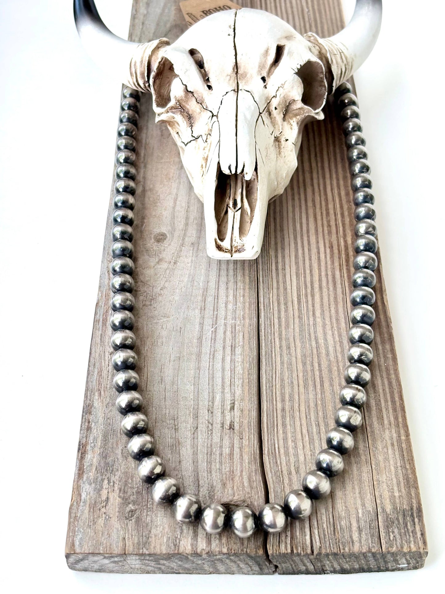Western Style Navajo Pearl Beaded Necklace