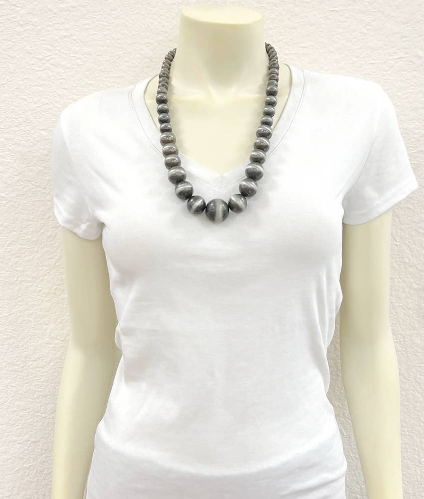 739190, Handmade 24" Very-Big Graduated Navajo Bead Necklace