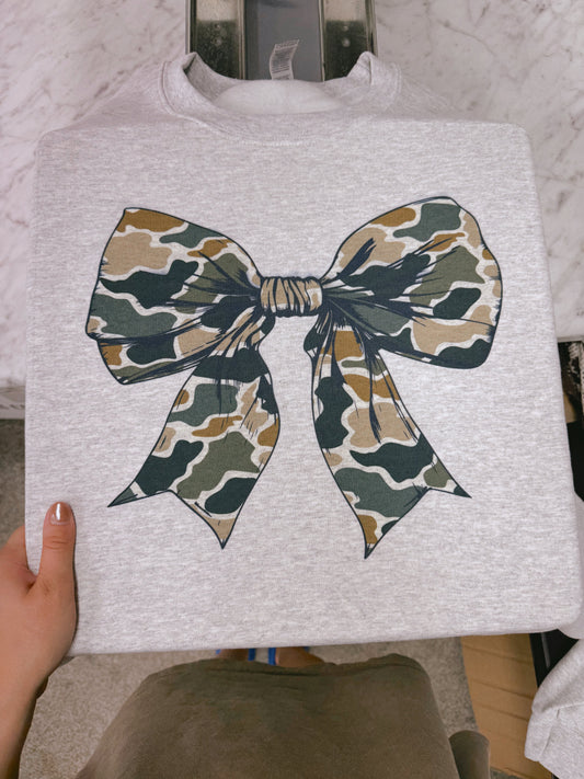 DUCK CAMO BOW CREW or TEE