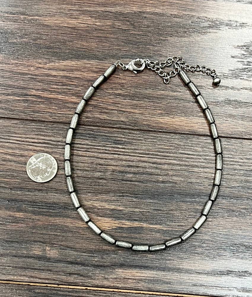 739058, 15" Cylindrical Navajo Bead Necklace
