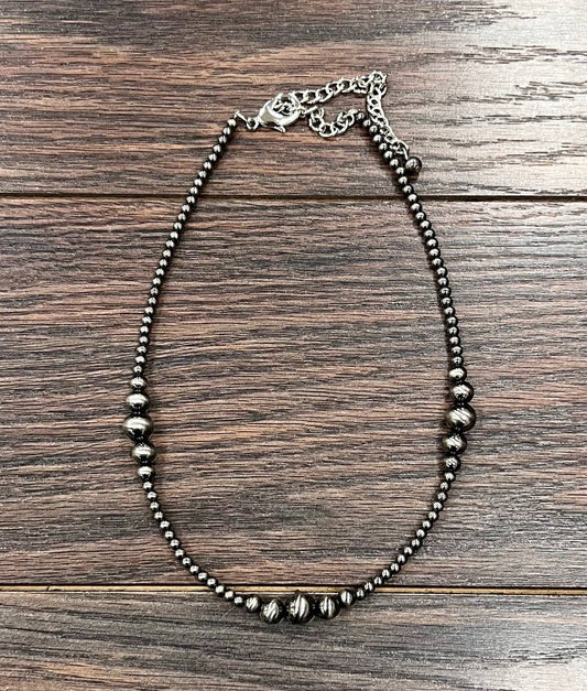 738118, Handmade 15" Clustered Polish Navajo Necklace