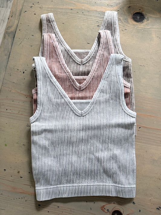 Ribbed V Neck Seamless Tank