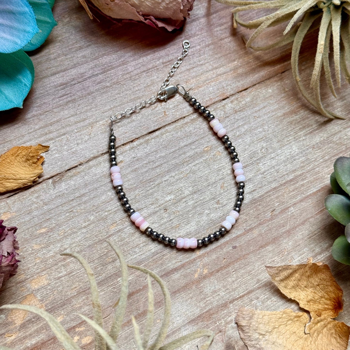 Pink Conch & Sterling Silver Bracelet – 6 1/4"  – 3mm
