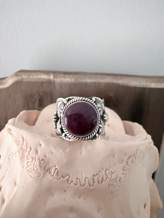 Purple Spiny Cigar Band Ring