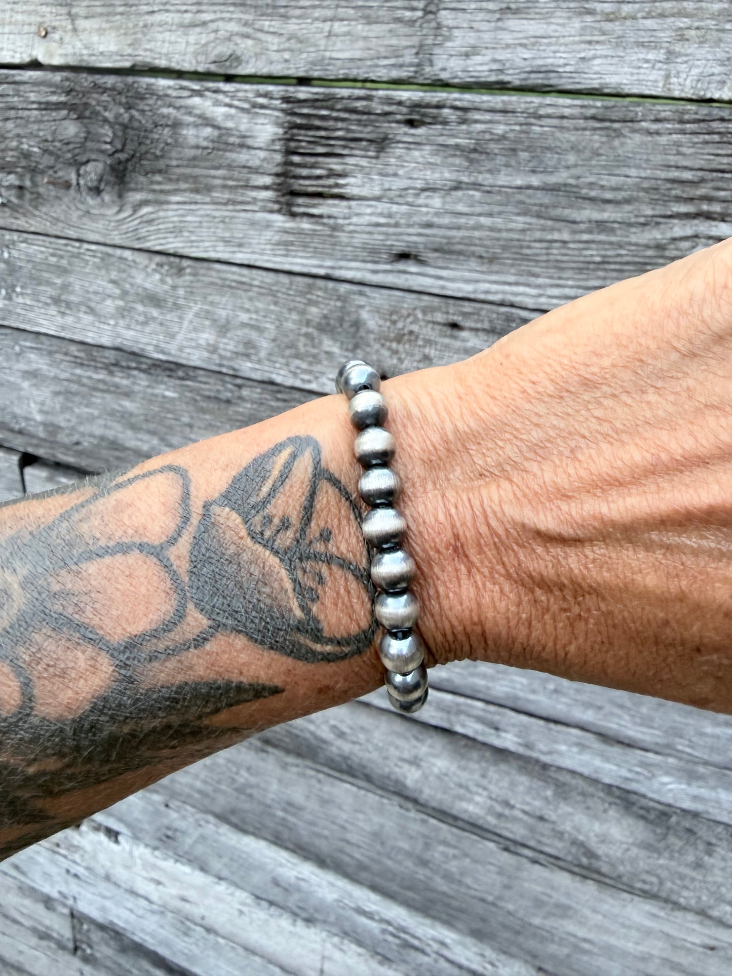 Sterling Pearl Stretch Bracelet in 6mm and 8m