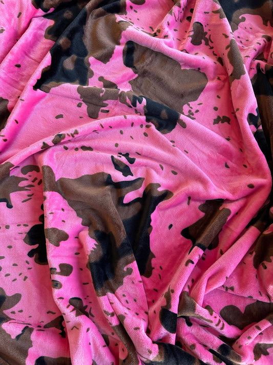 Hot Pink Cow Print Super Soft Plush Throw Blanket