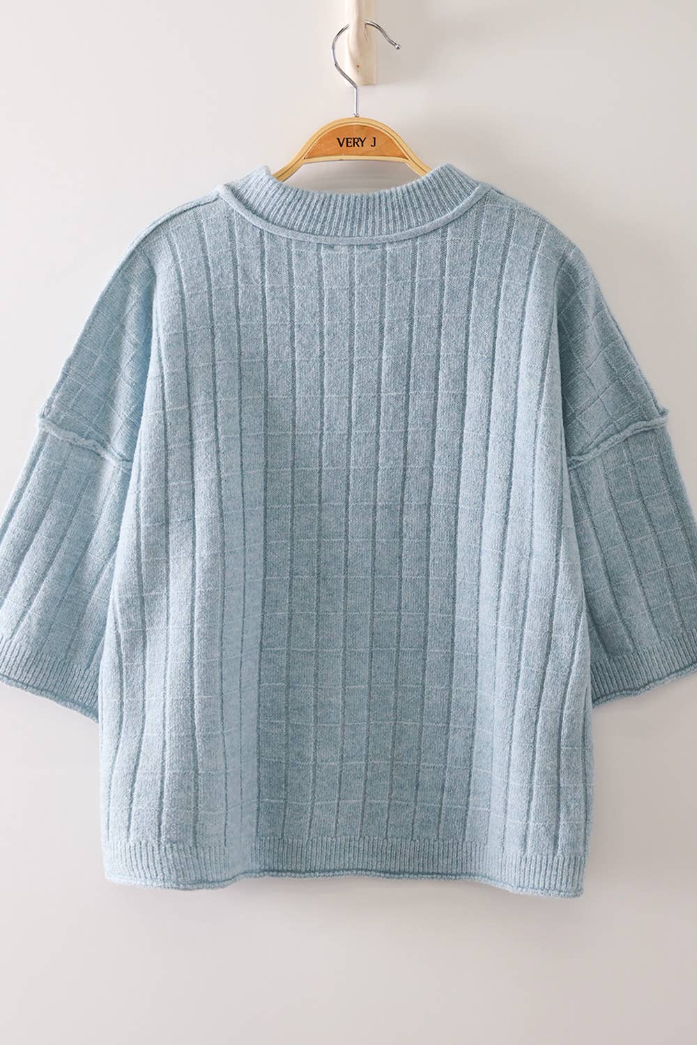 12W3734N-Cropped Length Ribbed Knit Sweater