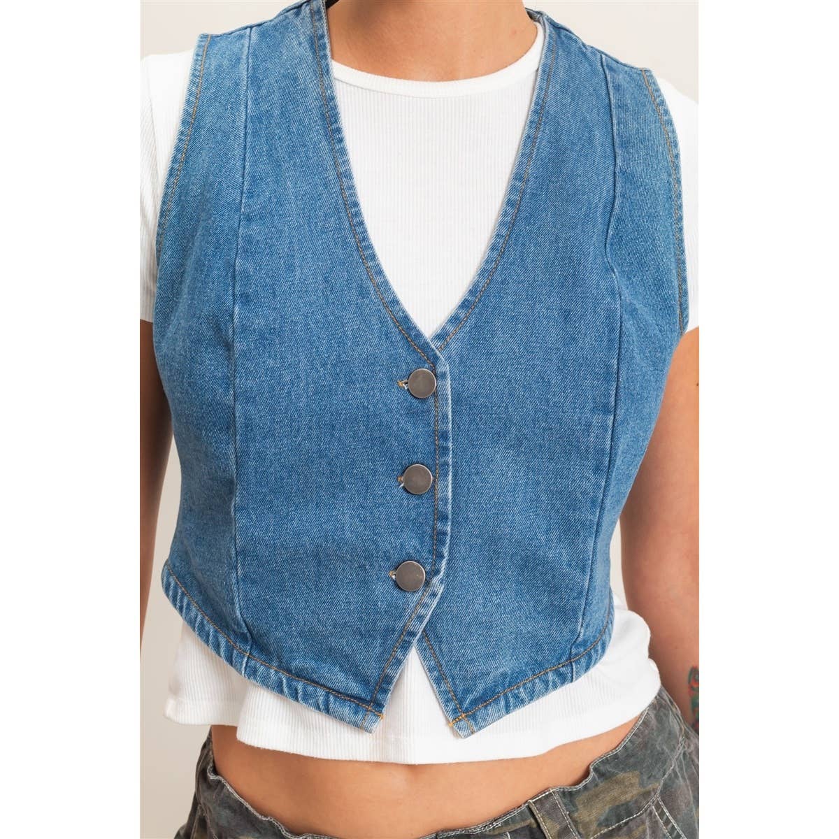 Buttoned Denim Vest