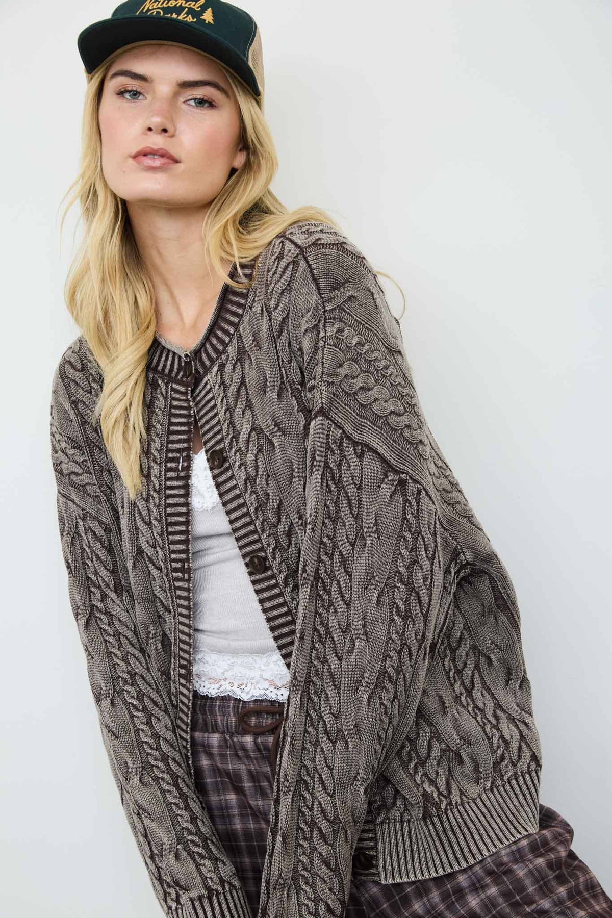 WASHED PATTERN CABLE KNIT BUTTON DOWN CARDIGAN