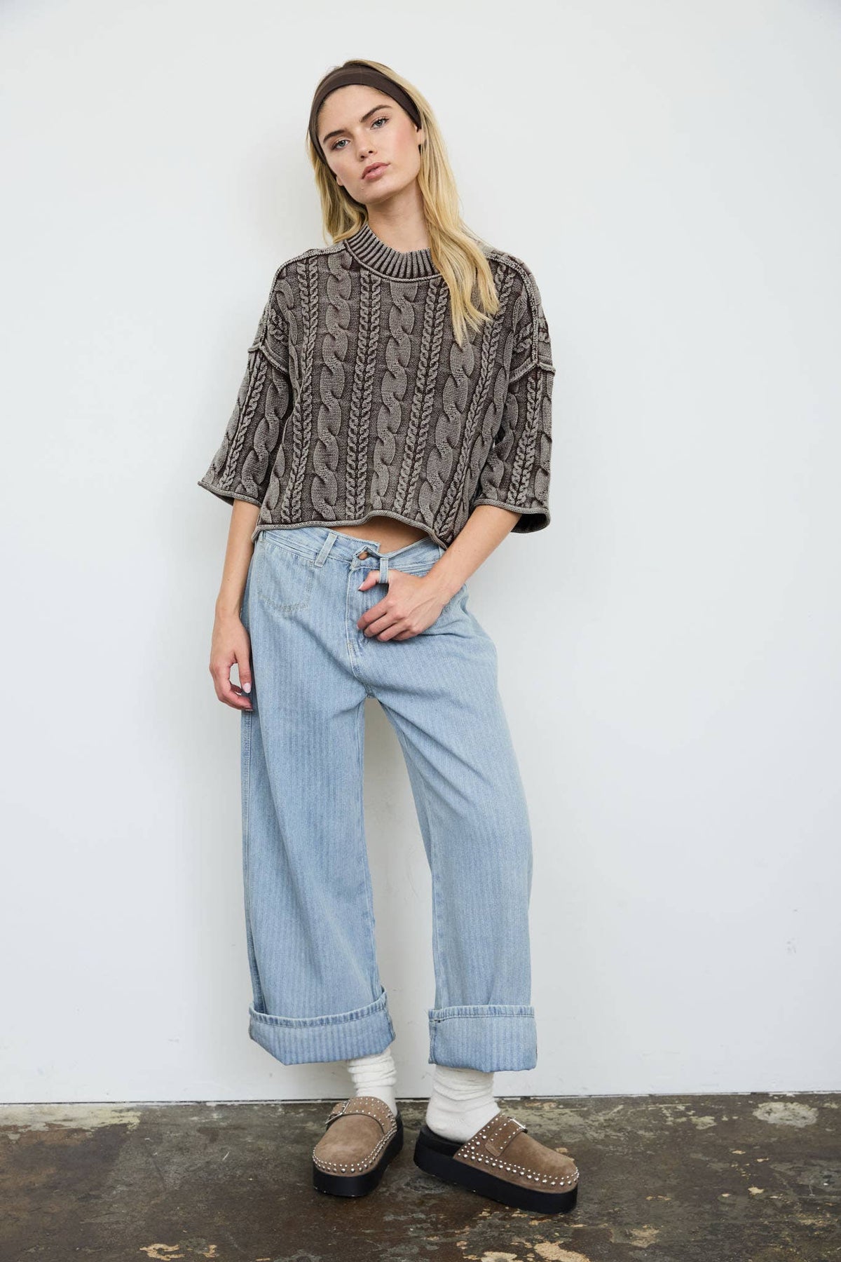 WASHED 3/4 SLEEVE TURTLENECK CABLE KNIT PULLOVER