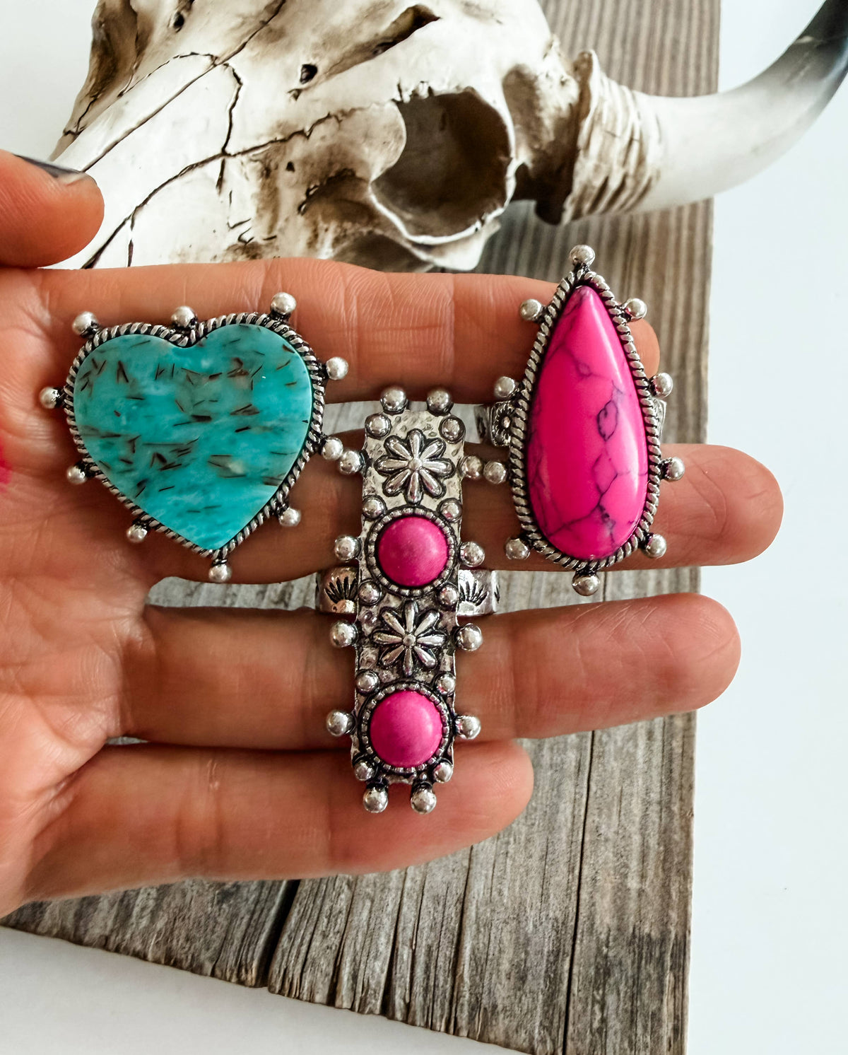 Western Style Teardrop Turquoise Stone Stretch Ring