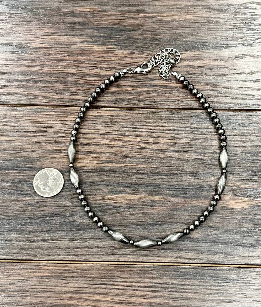 739560, Handmade 15" Elongated Polish Navajo Bead Necklace