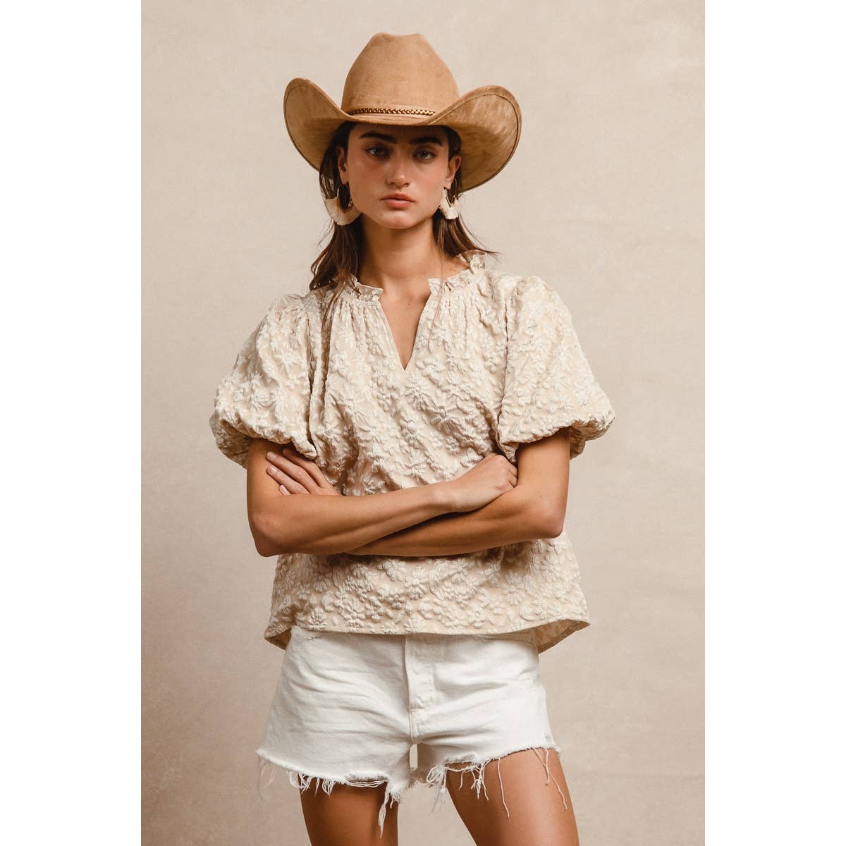FLORAL PATTERN TEXTURE SLEEVES RUFFLED V-NECK TOP
