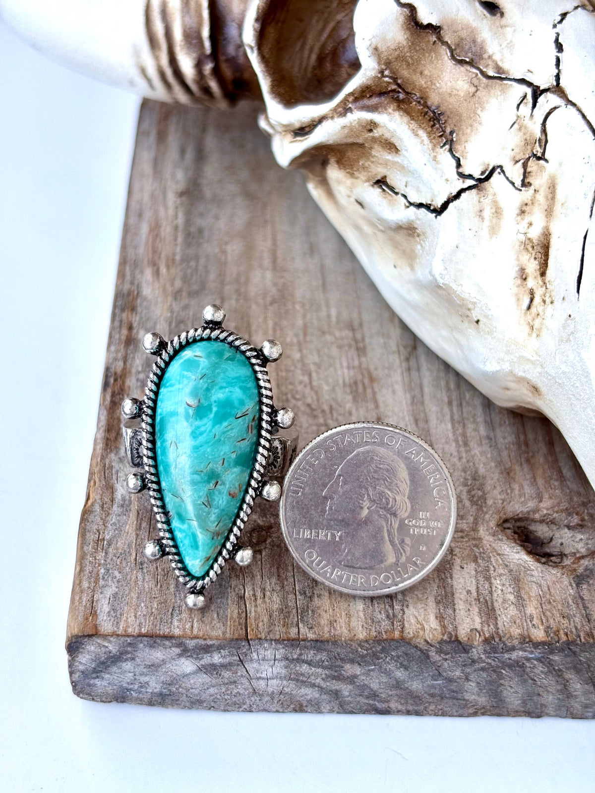 Western Style Teardrop Turquoise Stone Stretch Ring