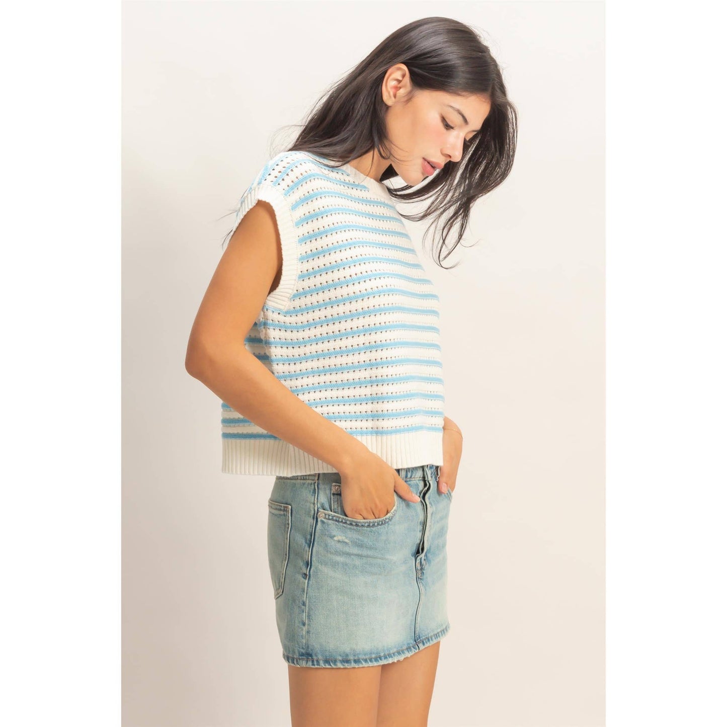 Striped Sleeveless Crew Neck Top